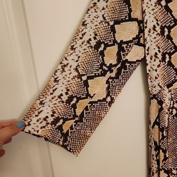 Maeve by Anthropologie "Juno" V-Neck 3/4 Sleeve Brown Snakeskin Dress Size M - Picture 5 of 7